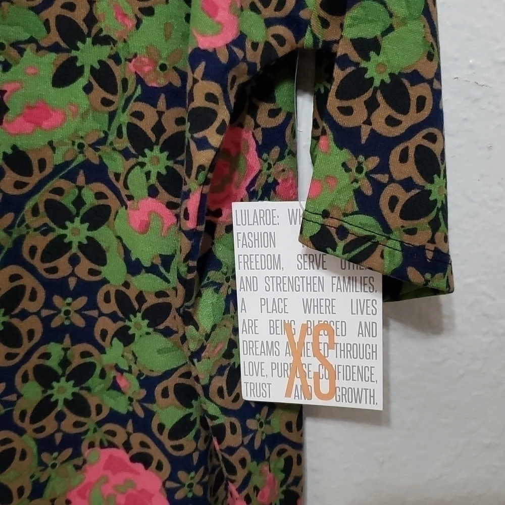 NWT LuLaRoe Irma Tunic,  Floral, Size XS